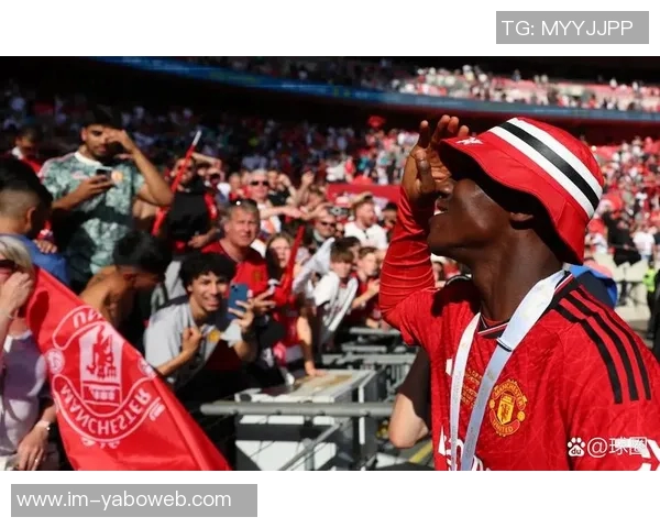 曼联高层坚信梅努未来光明1月份不会出售他