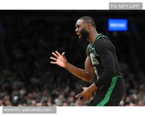 杰伦布朗独砍36分却三分球全失致命犯规成败皆由你